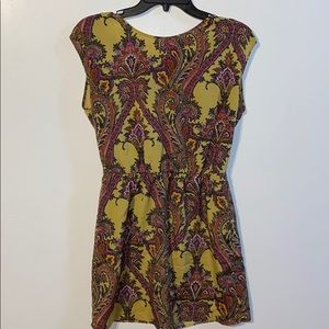 🚨5/$25🚨 Glam Woman dress size small used
